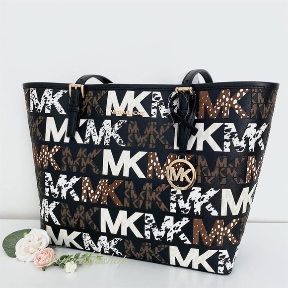 Michael Kors Handbags - MICHAEL KORS BROWN BLACK MEDIUM CARRYALL TOTE JET SET TRAVEL GRAPHIC LOGO BAG